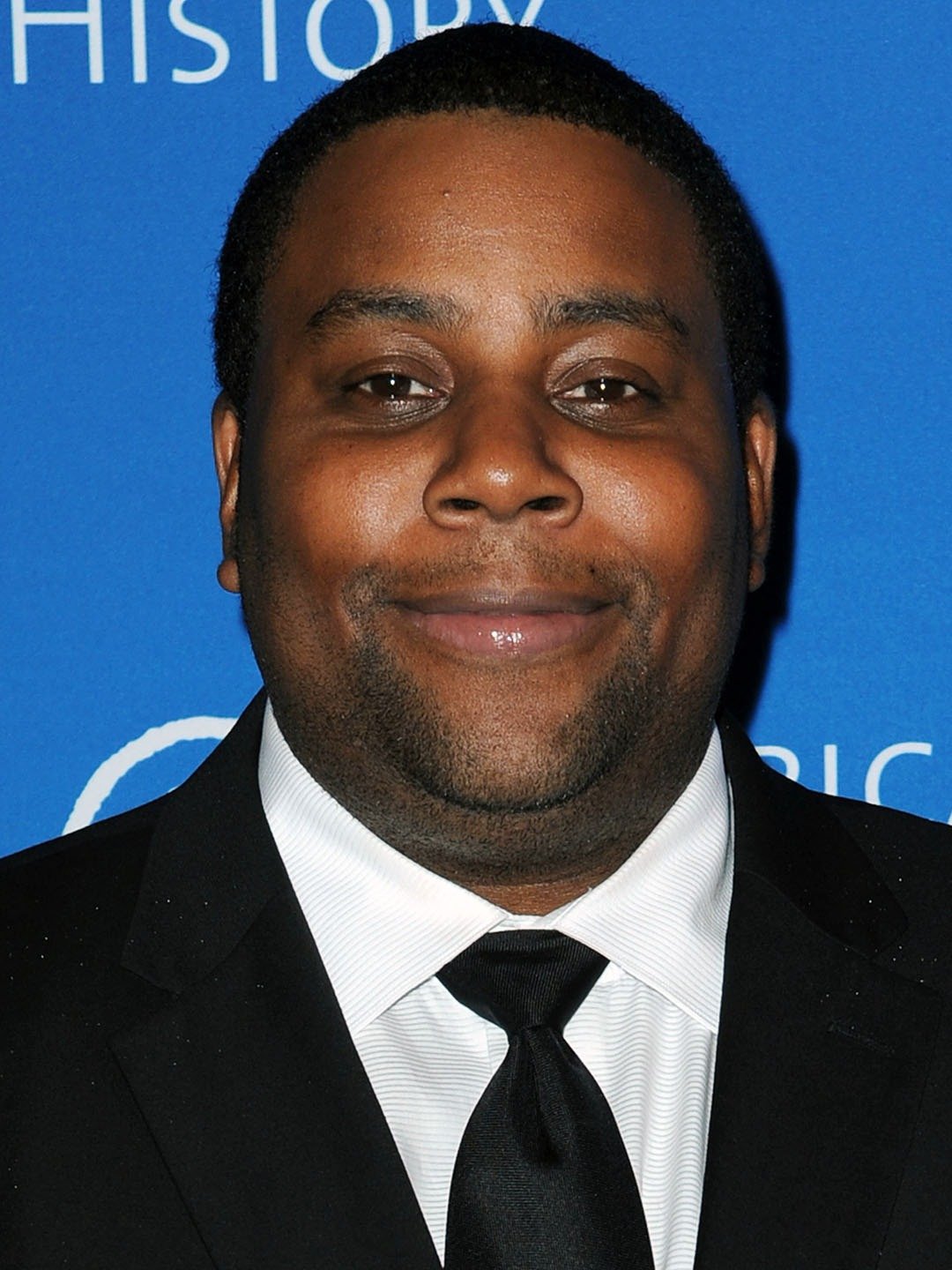 How tall is Kenan Thompson?
